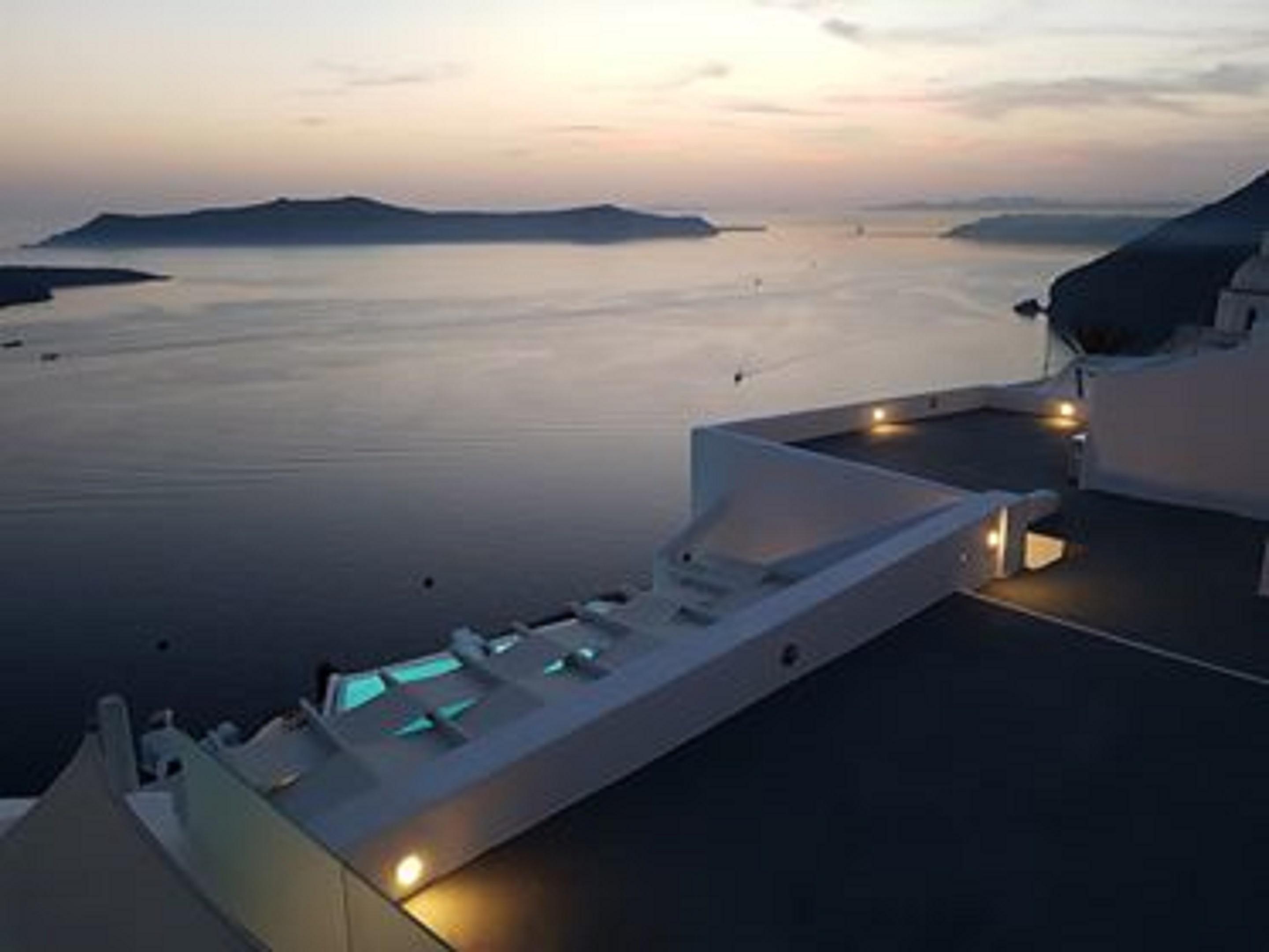Adamant Suites (Adults Only) Fíra Kültér fotó