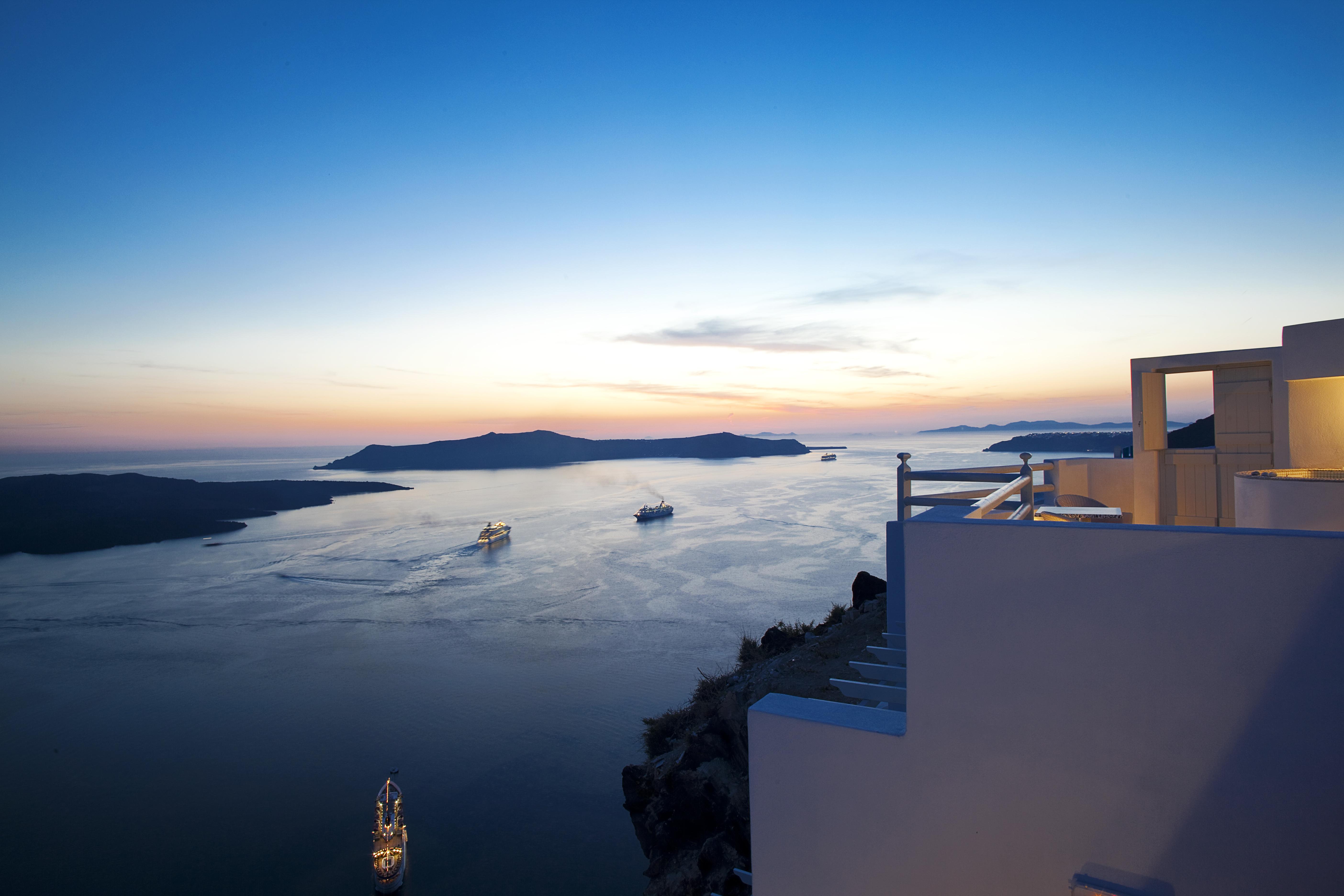 Adamant Suites (Adults Only) Fíra Kültér fotó