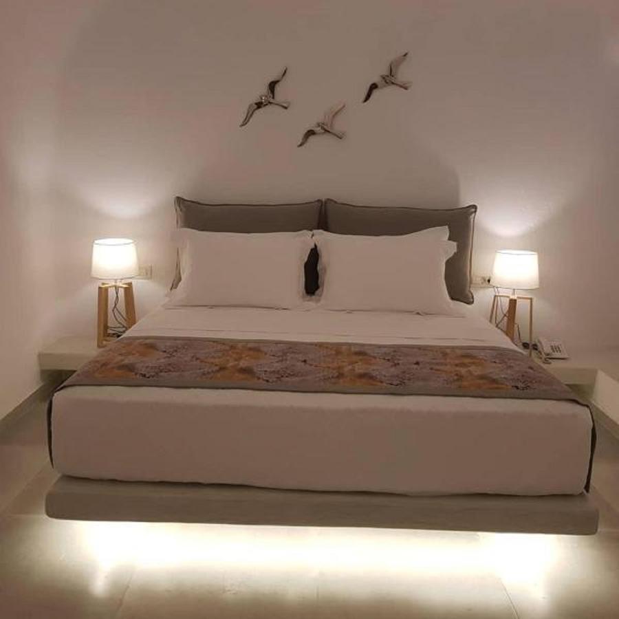 Adamant Suites (Adults Only) Fíra Kültér fotó